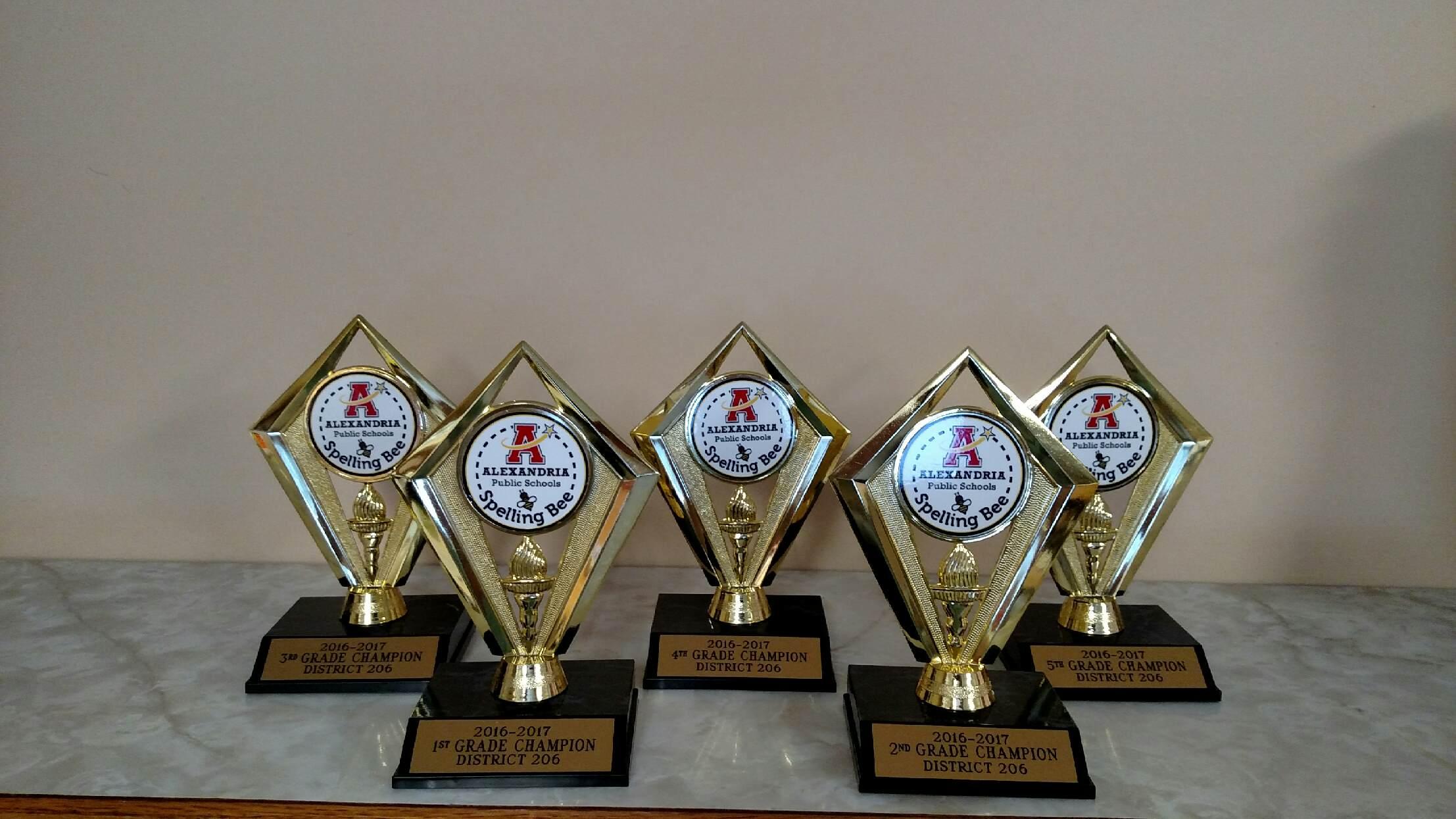 awards-plaques-trophies-winning-edge-graphics